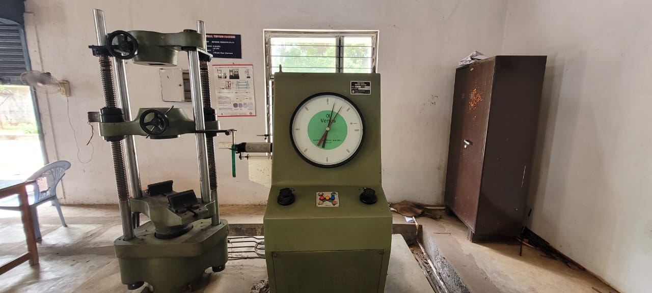MECHANICS OF SOLIDS LAB